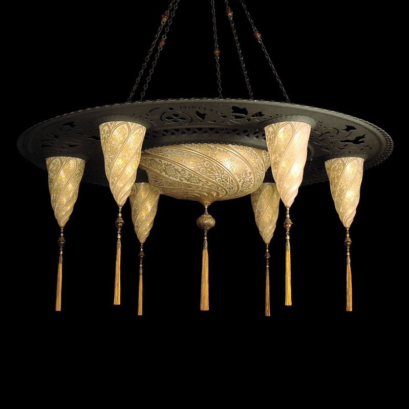 Fortuny Sultan Scudo Saraceno glass gold lamp with 6 shades