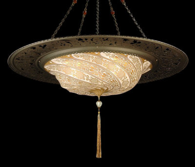 Fortuny Scudo Saraceno glass gold lamp with metal ring bottom view