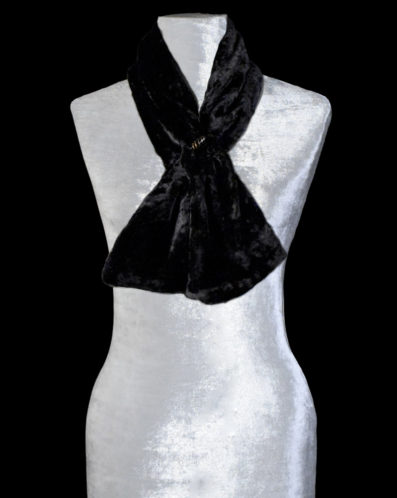 Fortuny furrowed velvet scarf with Murano glass beads