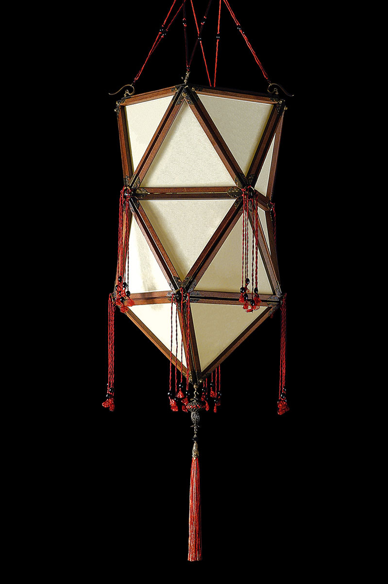 Fortuny Concubine Favorita plain silk lamp with wooden structure