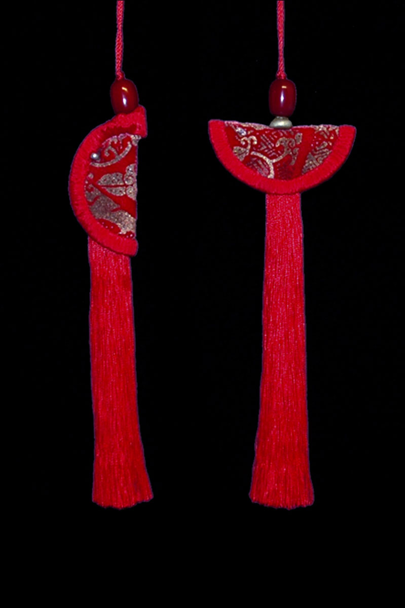 Venetia Studium couple of red Geisha & Samurai key tassels