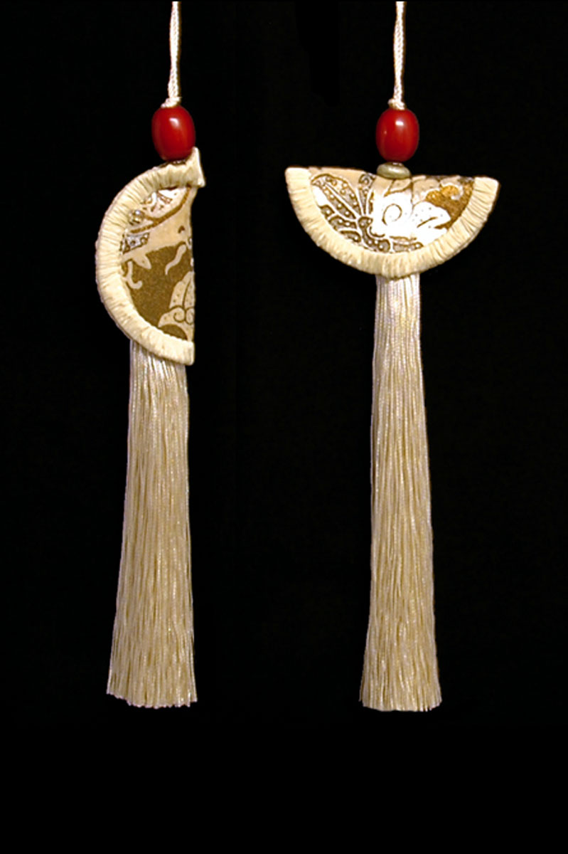 Venetia Studium couple of ivory Geisha & Samurai key tassels