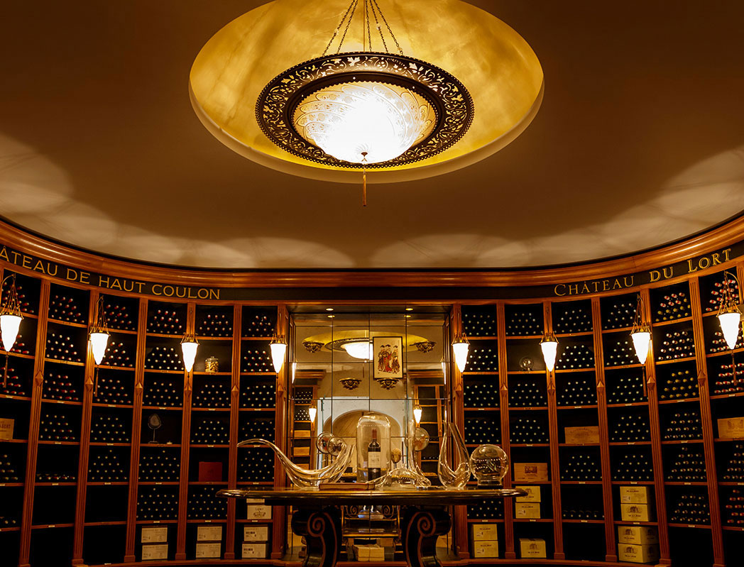 Fortuny lamps at Château du Lort