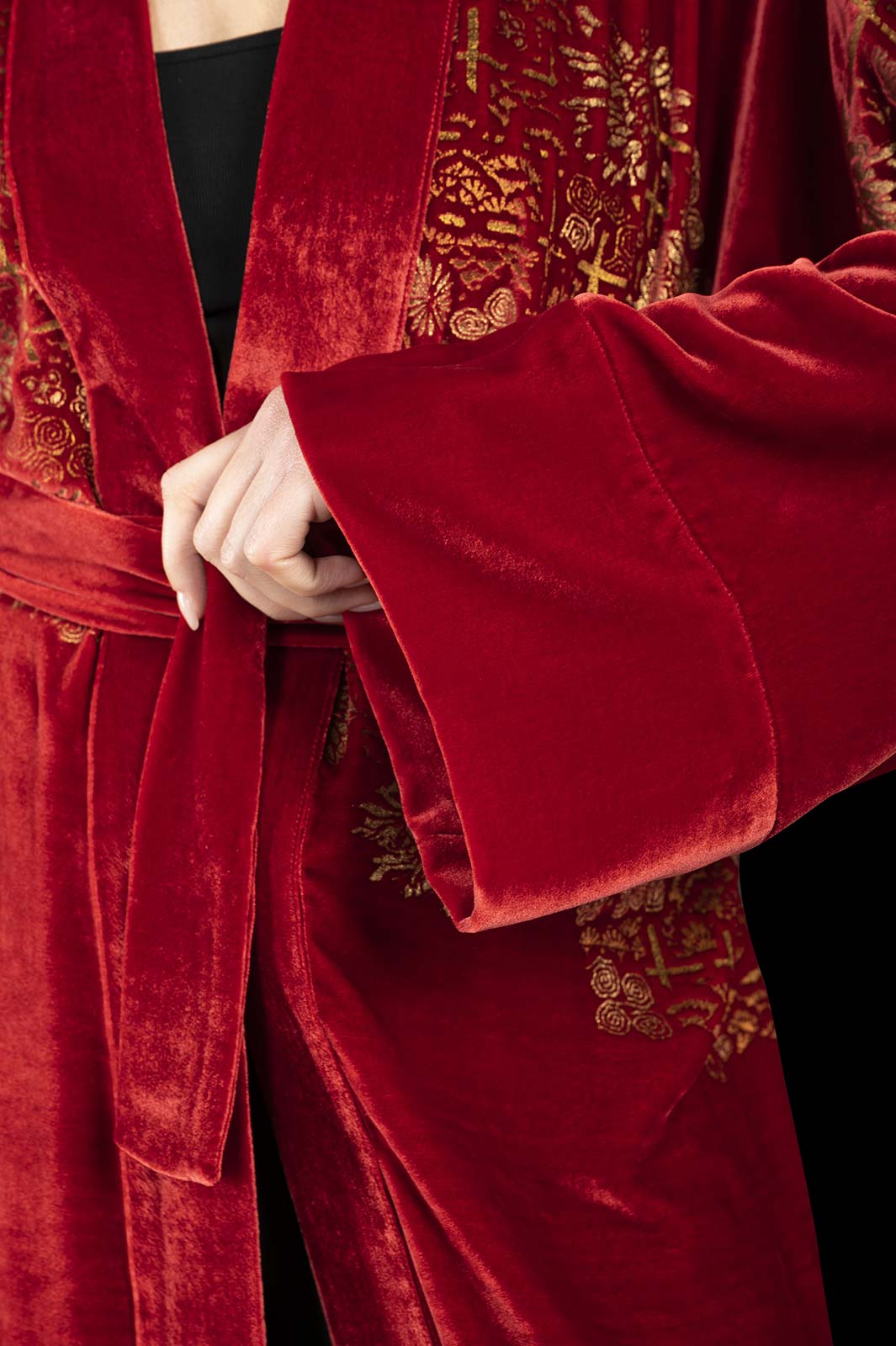 Audrey | Printed velvet Long Kimono coat | Crisantemi Red - Fortuny