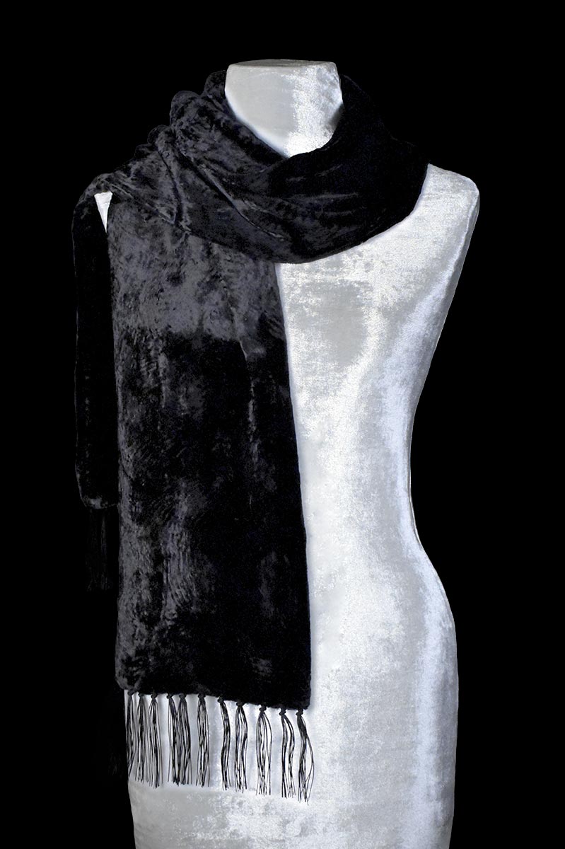 Fortuny furrowed velvet scarf with fringes