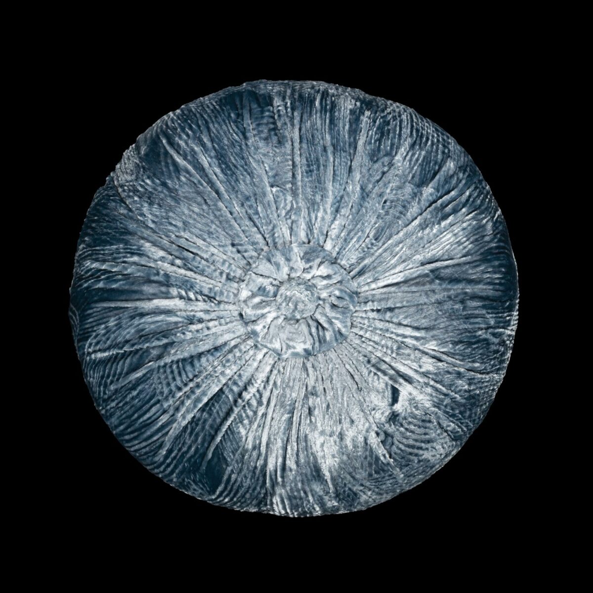 Furrowed velvet round cushion