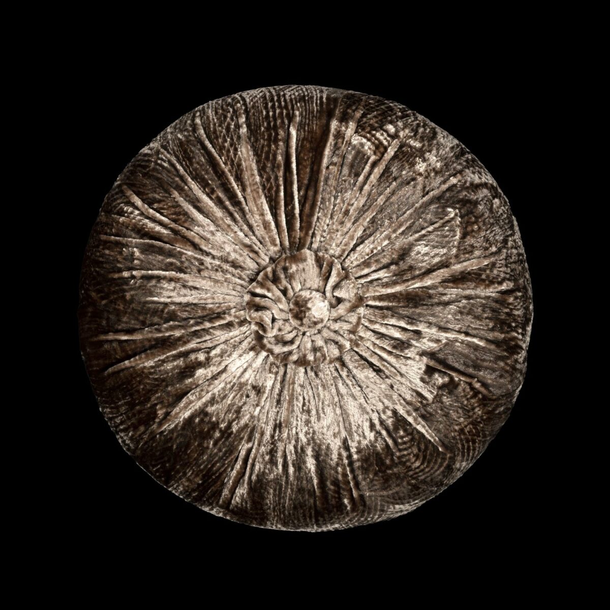 Furrowed velvet round cushion