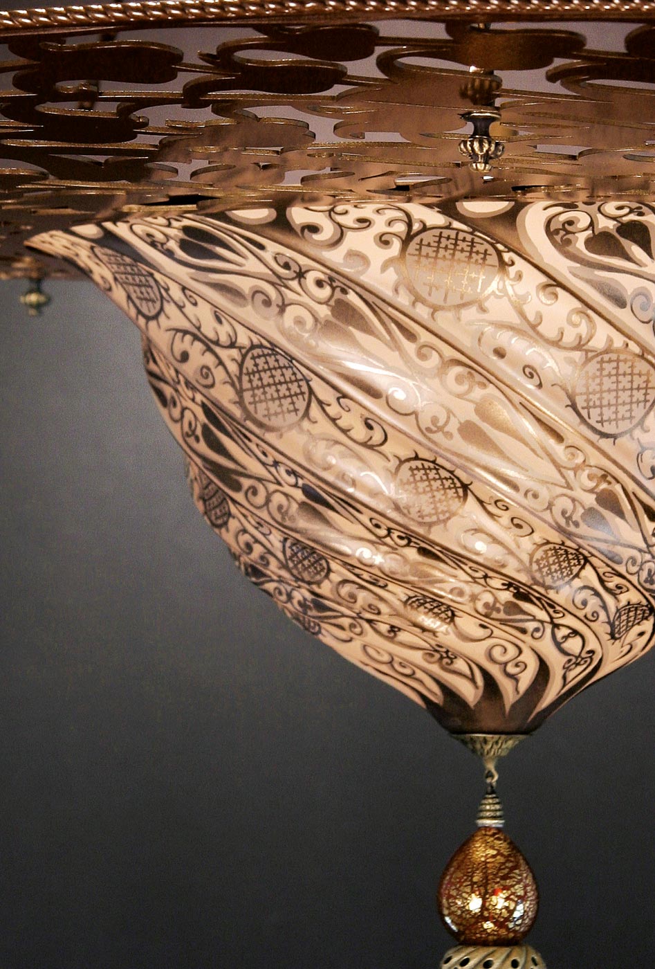 Fortuny Granada glass lamp