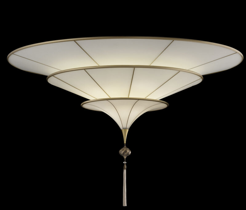 fortuny-scheherazade-glass-lamp-3-tiers_Vogue